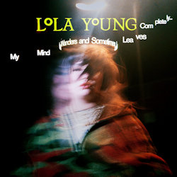 Das Bild zeigt das Albumcover von Lola Young - My Mind Wanders And Sometimes Leaves Completely