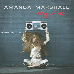 Das Bild zeigt das Albumcover von Amanda Marshall - Heavy Lifting