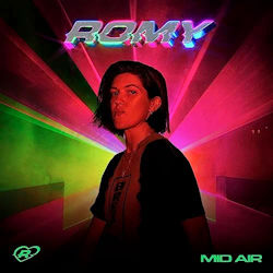 Das Bild zeigt das Albumcover von Romy - Mid Air