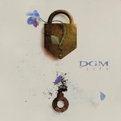 Das Bild zeigt das Albumcover von DGM - Life