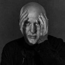 Das Bild zeigt das Albumcover von Peter Gabriel - I-O