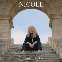 Das Bild zeigt das Albumcover von Nicole - Carpe Diem