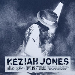 Das Bild zeigt das Albumcover von Keziah Jones - Alive And Kicking