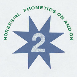 Das Bild zeigt das Albumcover von Horsegirl - Phonetics On And On